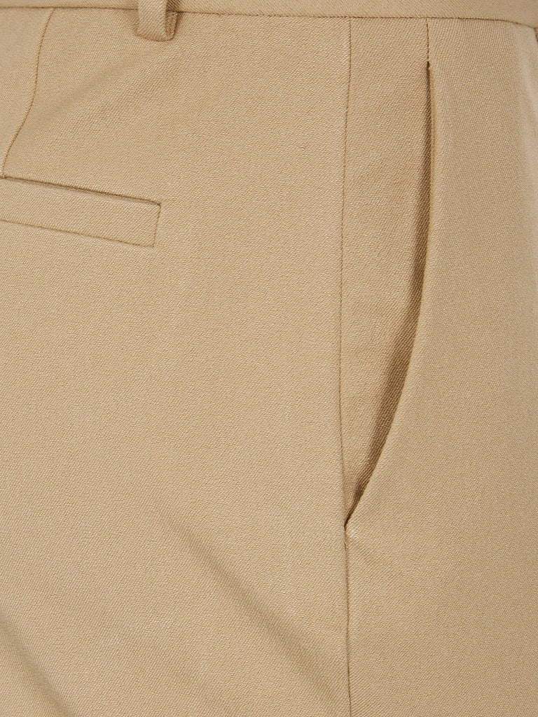 straight-leg trousers