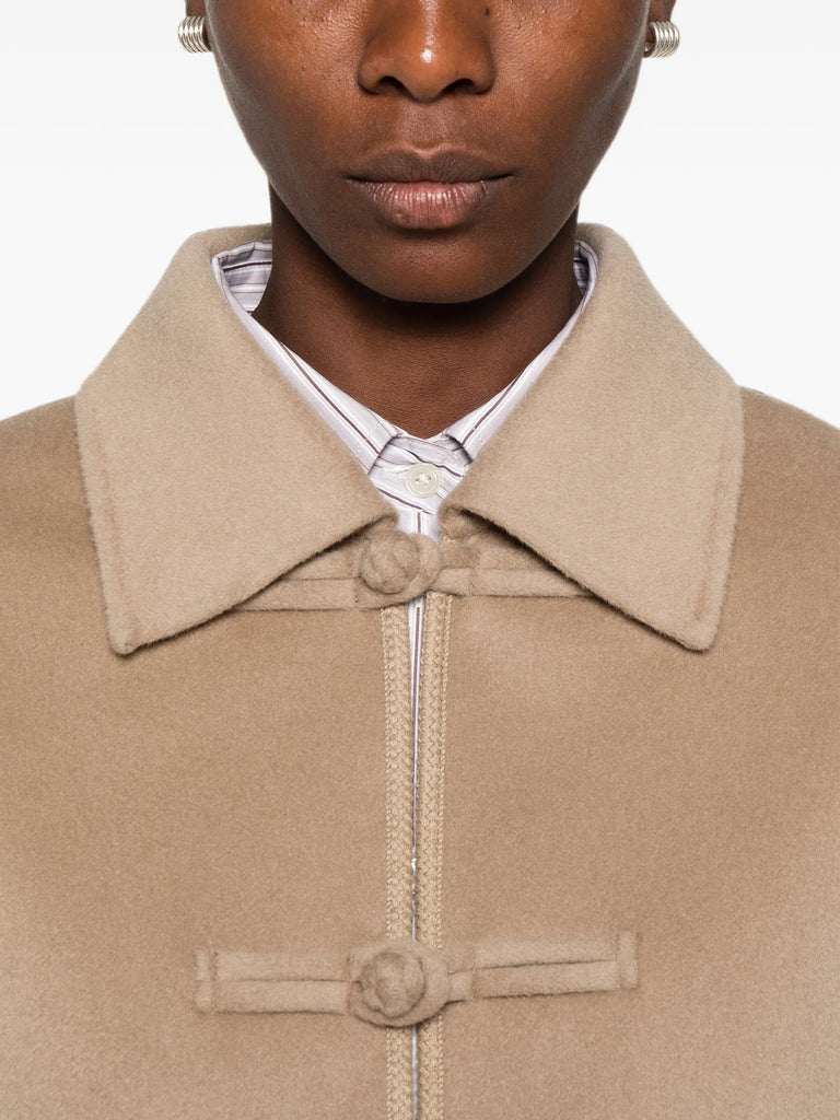 toggle-fastening patch-pocket jacket