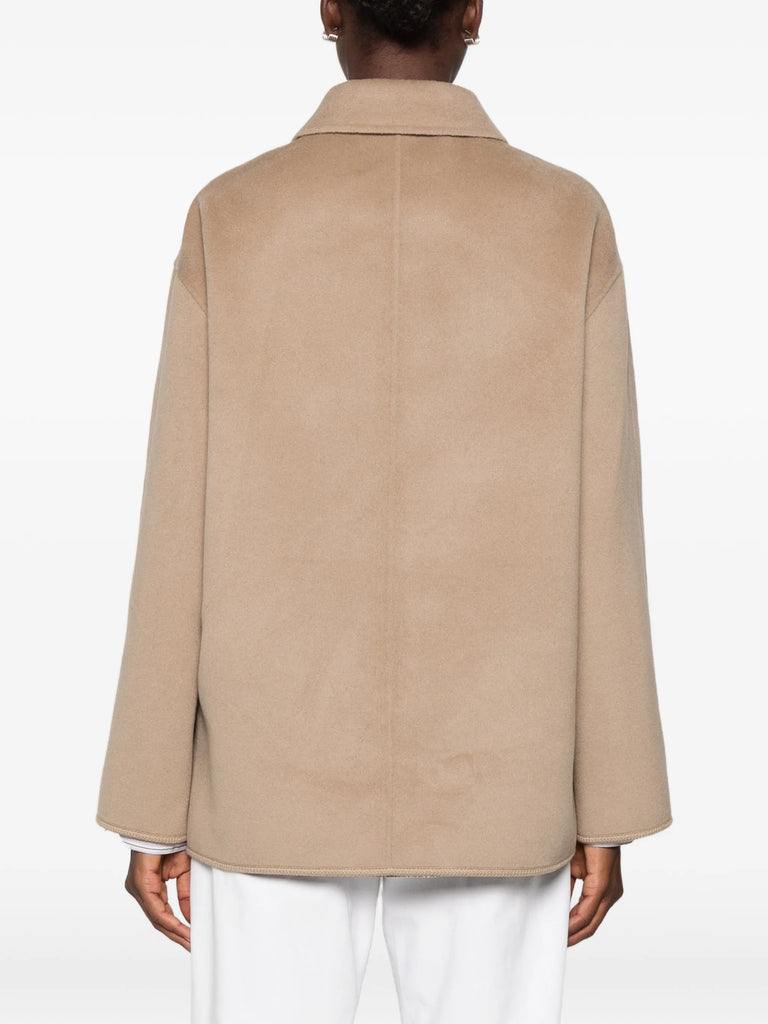 toggle-fastening patch-pocket jacket