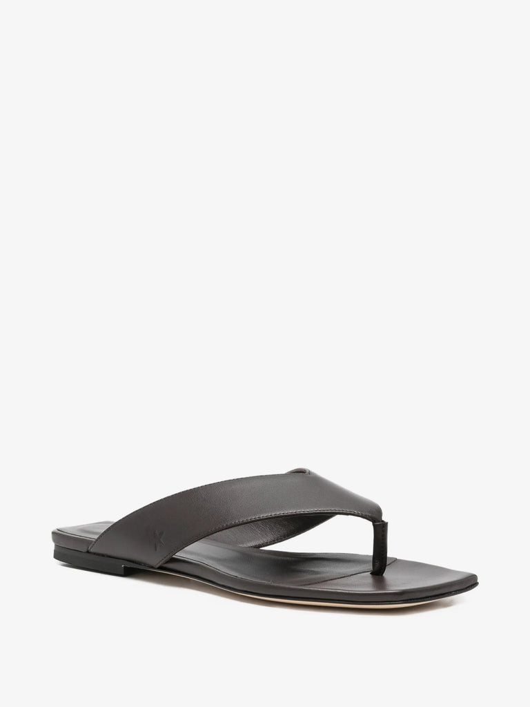 FLAT SHOES