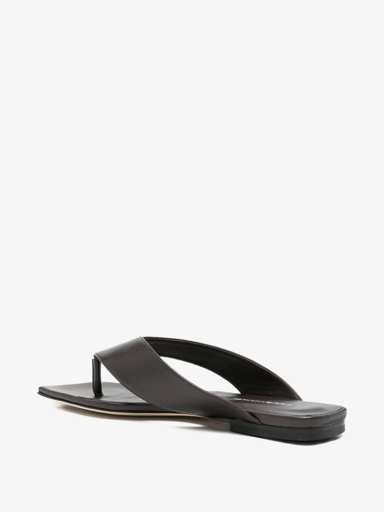 FLAT SHOES