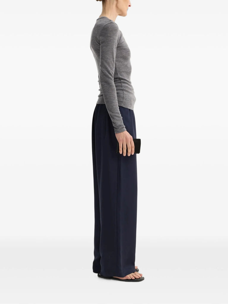 long-sleeved wool T-shirt