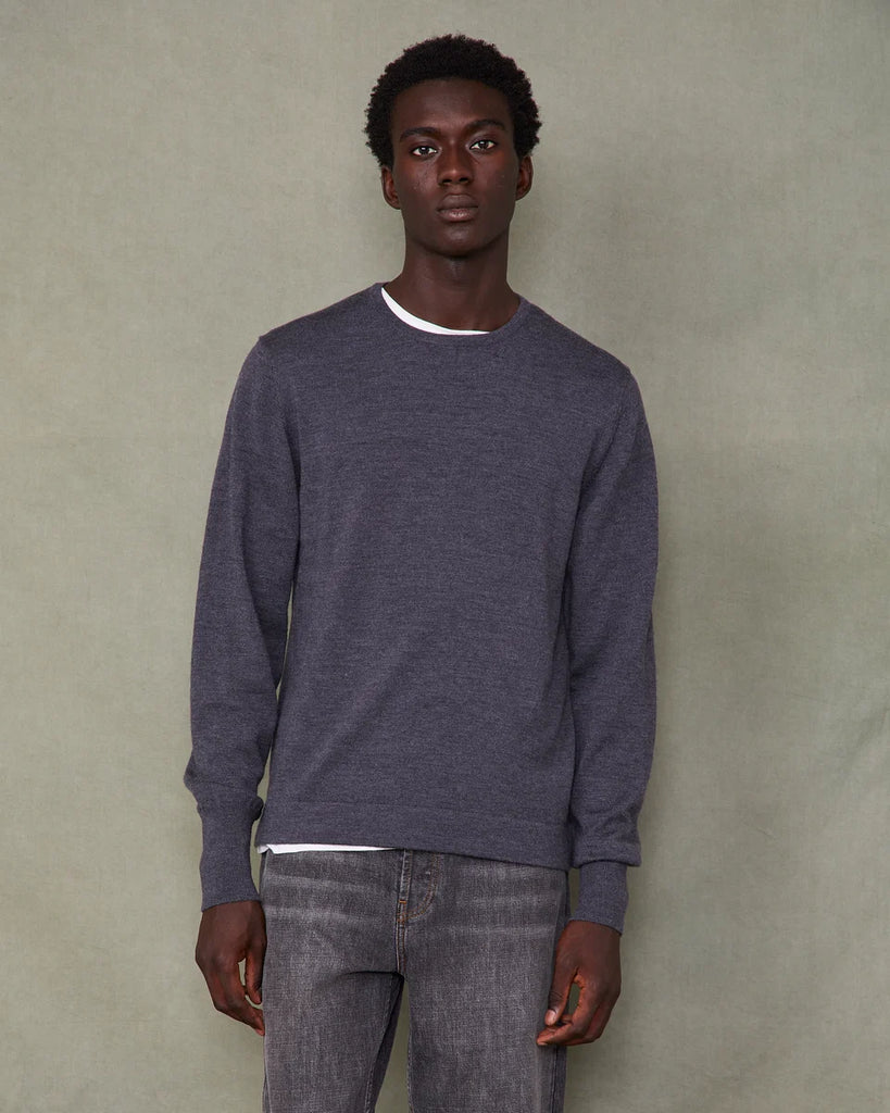 NINA crewneck sweater